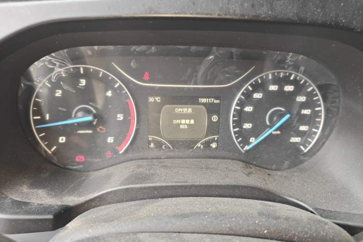 Used JMC Fushun 2022 2.0T Manual Multi-Function Passenger Vehicle Mid-Range High Roof 6-7 Seats Instrument Cluster