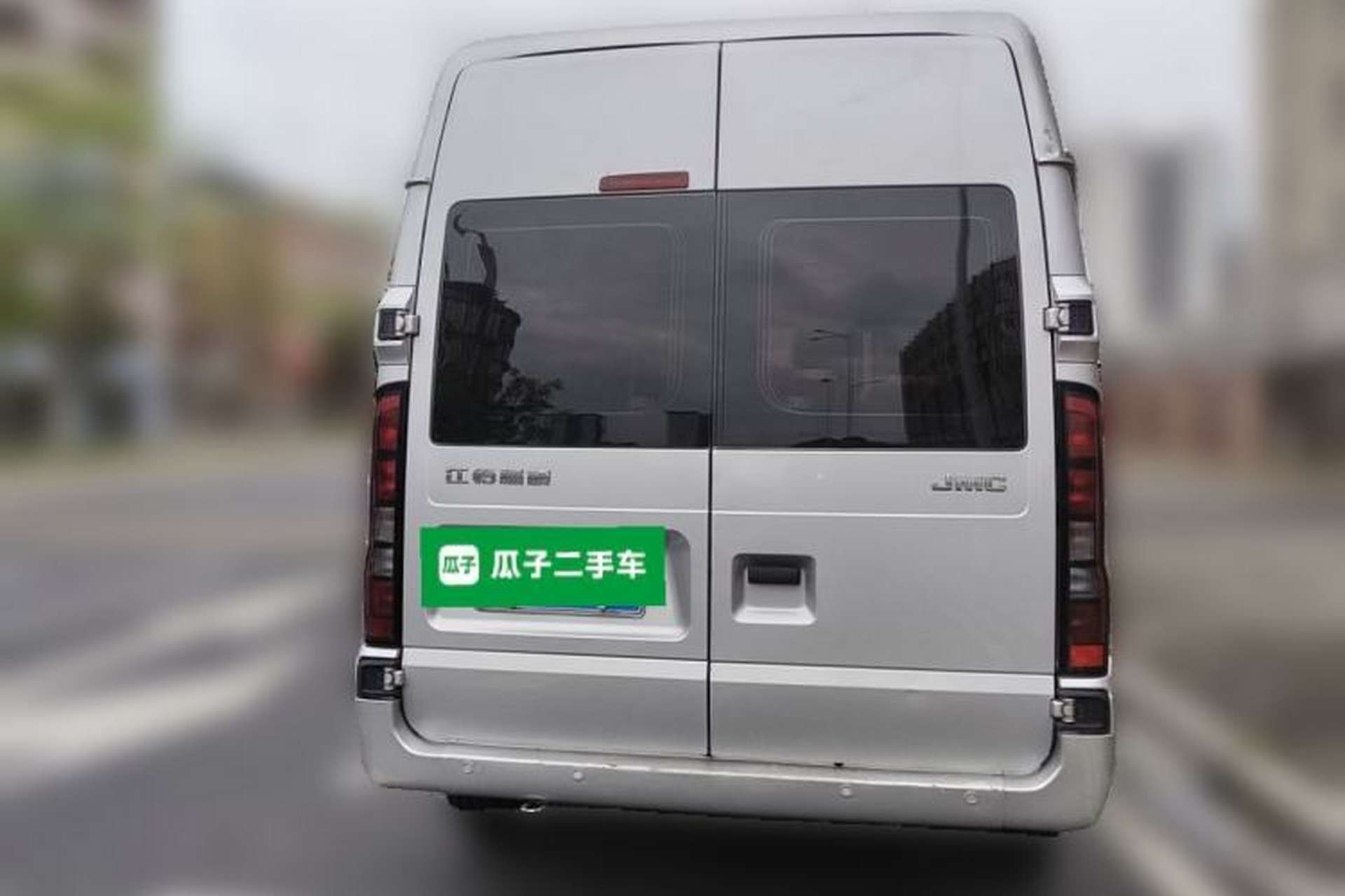 Used JMC Fushun 2022 2.0T Manual Multi-Function Passenger Vehicle Short Wheelbase Mid-Height Roof 6-Seater Rear