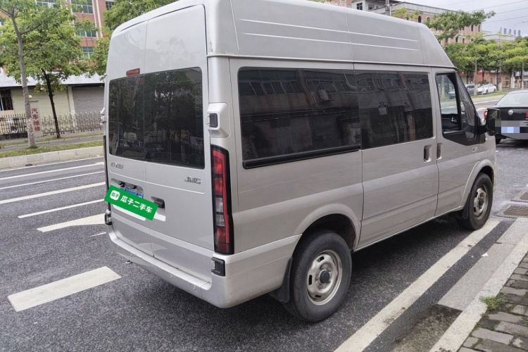Used JMC Fushun 2022 2.0T Manual Multi-Function Passenger Vehicle Short Wheelbase Mid-Height Roof 6-Seater Rear Right 45 Deg