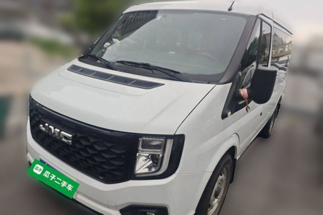 Ojetý JMC Fushun 2022 2.0T Manual Multi-Function Passenger Vehicle Short Wheelbase Low Roof 6-Seater