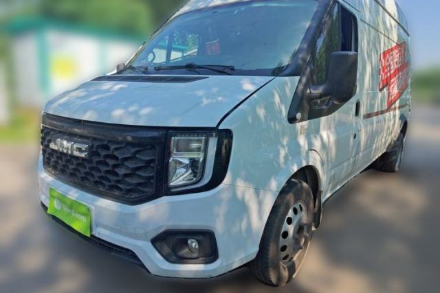 Used JMC Fushun 2022 2.0T Manual Van Long Wheelbase High Roof 3-Seater