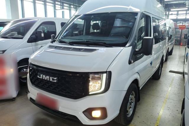 Used JMC Fushun 2022 2.0T Manual Multi-Function Passenger Vehicle Short Wheelbase Mid-Height Roof 6-Seater