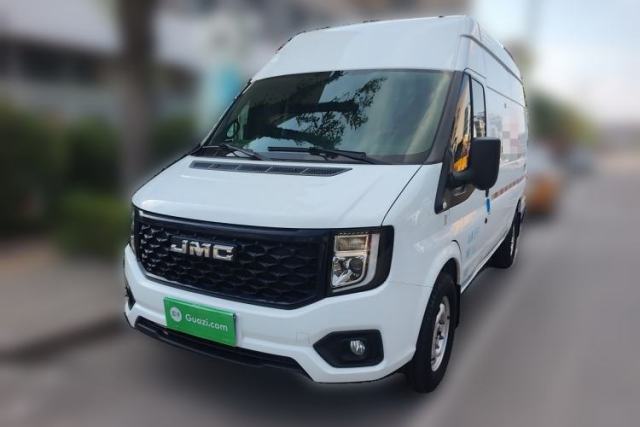 Used JMC Fushun 2022 2.0T Manual Van with Mid-Roof High Roof and 3 Seats
