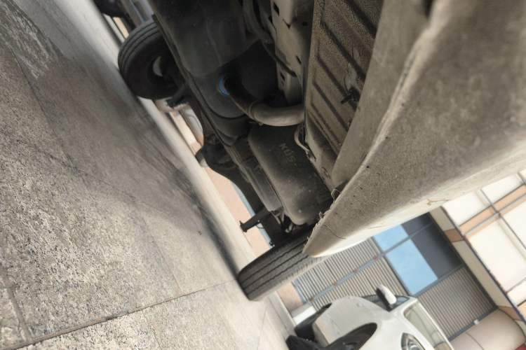 Used JMC Fushun 2022 2.0T Manual Van Short Wheelbase Low Roof 3-Seater Chassis Front Left
