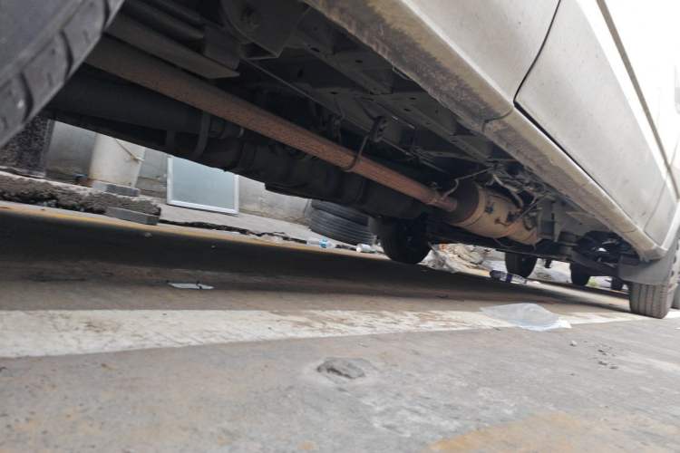 Used JMC Fushun 2022 2.0T Manual Van Long Wheelbase High Roof 3-Seater Chassis Rear Right