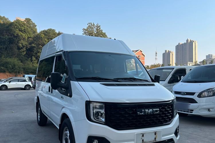 Used JMC Fushun 2022 2.0T Manual Multi-Function Passenger Vehicle Short Wheelbase Mid-Height Roof 6-Seater Exterior 2
