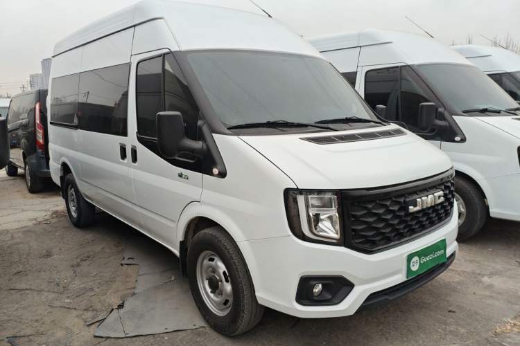 Used JMC Fushun 2022 2.0T Manual Multi-Function Passenger Vehicle Mid-Range High Roof 6-7 Seats Exterior 2