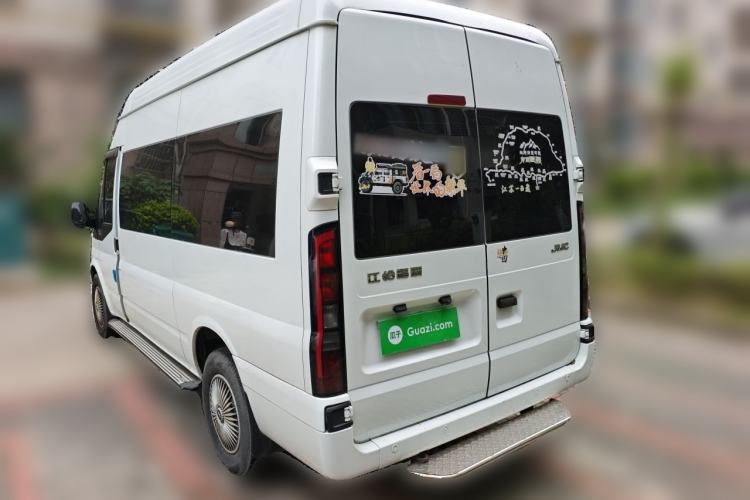 Used JMC Fushun 2022 2.0T Manual Multi-Function Passenger Vehicle Mid-Range High Roof 6-7 Seats Exterior 3