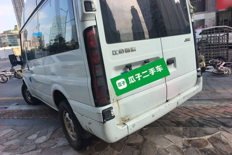 Used JMC Fushun 2022 2.0T Manual Multi-Function Passenger Vehicle Short Wheelbase Mid-Height Roof 6-Seater Exterior 3