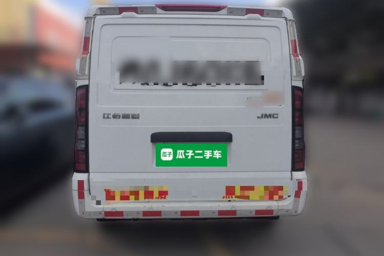 Used JMC Fushun 2022 2.0T Manual Van Short Wheelbase Low Roof 3-Seater Exterior 4