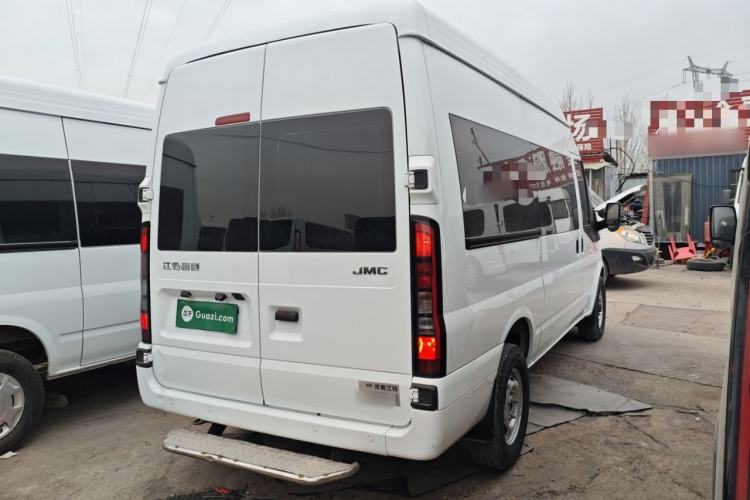 Used JMC Fushun 2022 2.0T Manual Multi-Function Passenger Vehicle Mid-Range High Roof 6-7 Seats Exterior 5