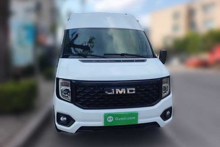 Used JMC Fushun 2022 2.0T Manual Van with Mid-Roof High Roof and 3 Seats Front