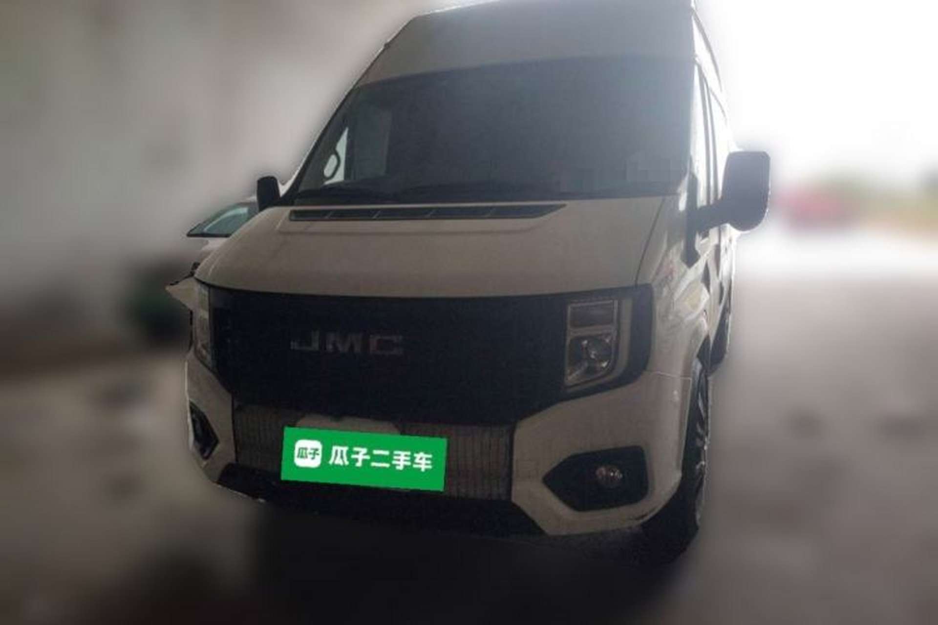 Used JMC Fushun 2022 2.0T Manual Van with Mid-Roof High Roof and 3 Seats Front