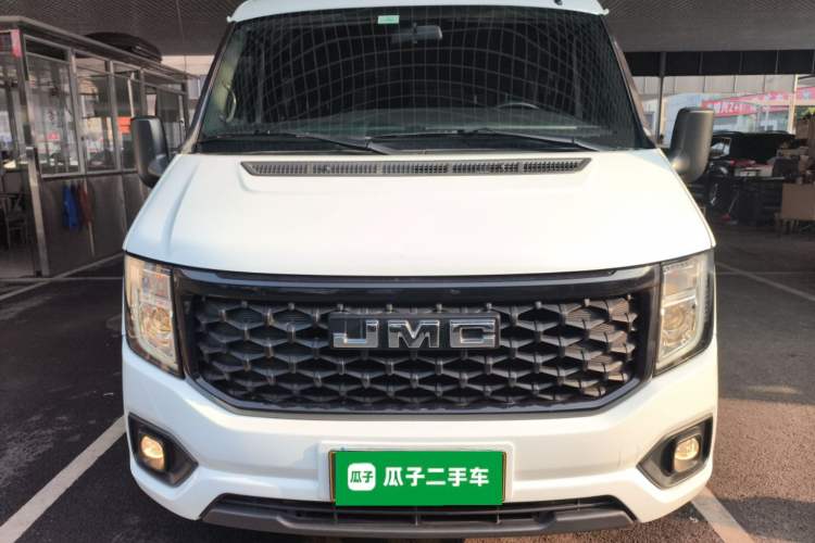 Used JMC Fushun 2022 2.0T Manual Multi-Function Passenger Vehicle Short Wheelbase Low Roof 6-Seater Front