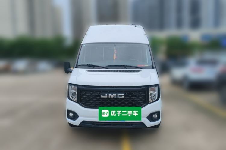 Used JMC Fushun 2022 2.0T Manual Multi-Function Passenger Vehicle Mid-Roof 6-7 Seater Front