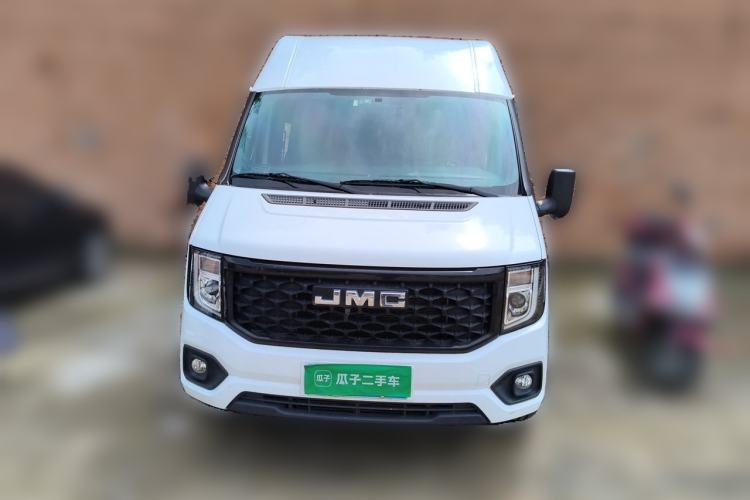 Used JMC Fushun 2022 2.0T Manual Multi-Function Passenger Vehicle Short Wheelbase Mid-Height Roof 6-Seater Front