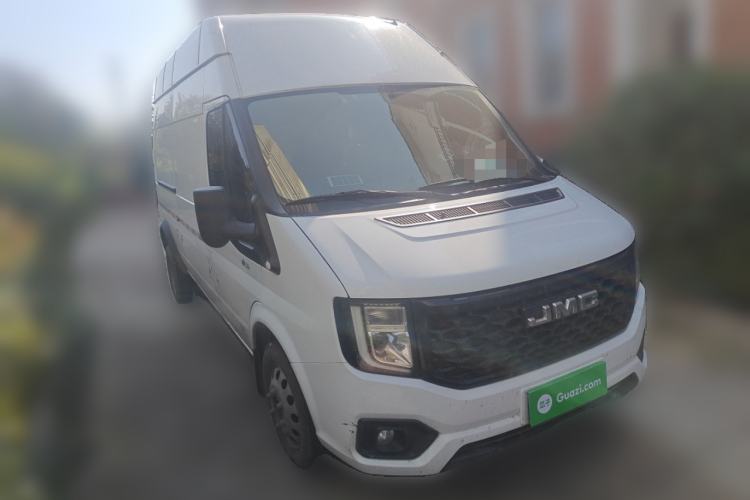 Used JMC Fushun 2022 2.0T Manual Van Long Wheelbase High Roof 3-Seater Front Right 45 Deg