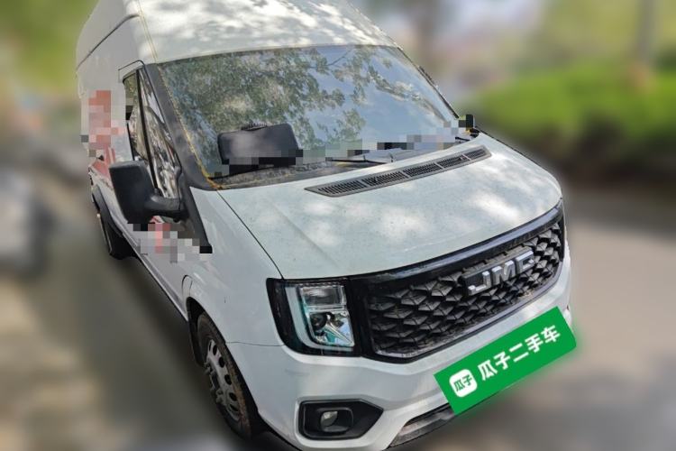 Used JMC Fushun 2022 2.0T Manual Van Long Wheelbase High Roof 3-Seater Front Right 45 Deg