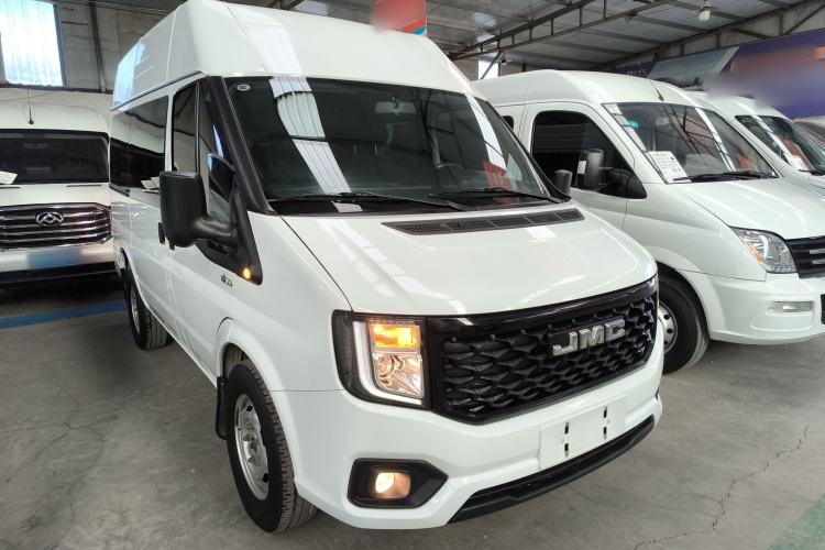 Used JMC Fushun 2022 2.0T Manual Multi-Function Passenger Vehicle Short Wheelbase Mid-Height Roof 6-Seater Front Right 45 Deg