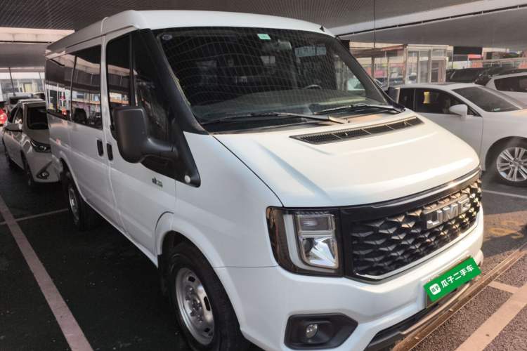 Used JMC Fushun 2022 2.0T Manual Multi-Function Passenger Vehicle Short Wheelbase Low Roof 6-Seater Front Right 45 Deg