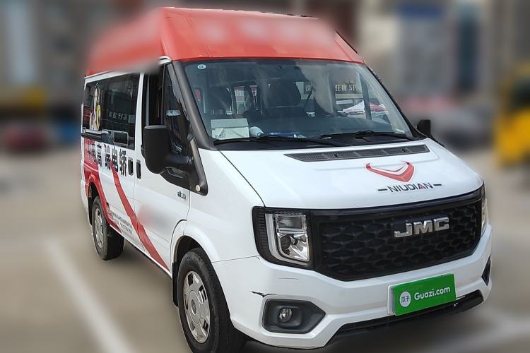 Used JMC Fushun 2022 2.0T Manual Multi-Function Passenger Vehicle Short Wheelbase Mid-Height Roof 6-Seater Front Right 45 Deg
