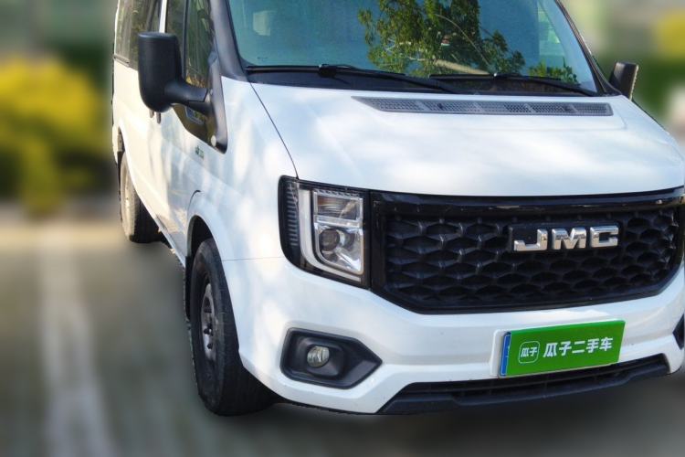 Used JMC Fushun 2022 2.0T Manual Multi-Function Passenger Vehicle Short Wheelbase Mid-Height Roof 6-Seater Front Right 45 Deg