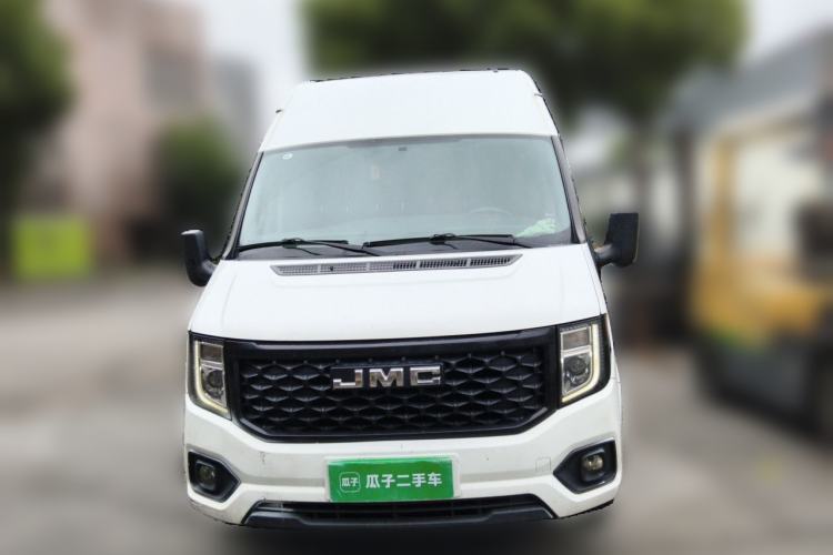 Used JMC Fushun 2022 2.0T Manual Van with Long Wheelbase Mid-Height Roof and 3 Seats Front