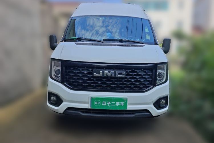Used JMC Fushun 2022 2.0T Manual Van with Long Wheelbase Mid-Height Roof and 3 Seats Front
