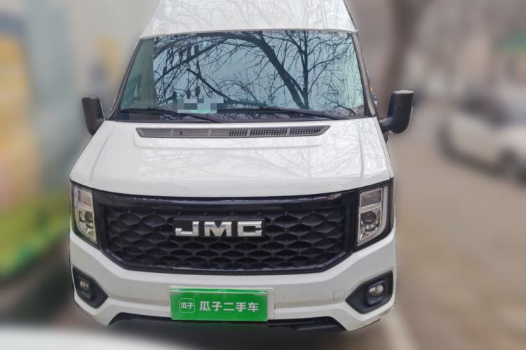 Used JMC Fushun 2022 2.0T Manual Multi-Function Passenger Vehicle Short Wheelbase Mid-Height Roof 6-Seater Front