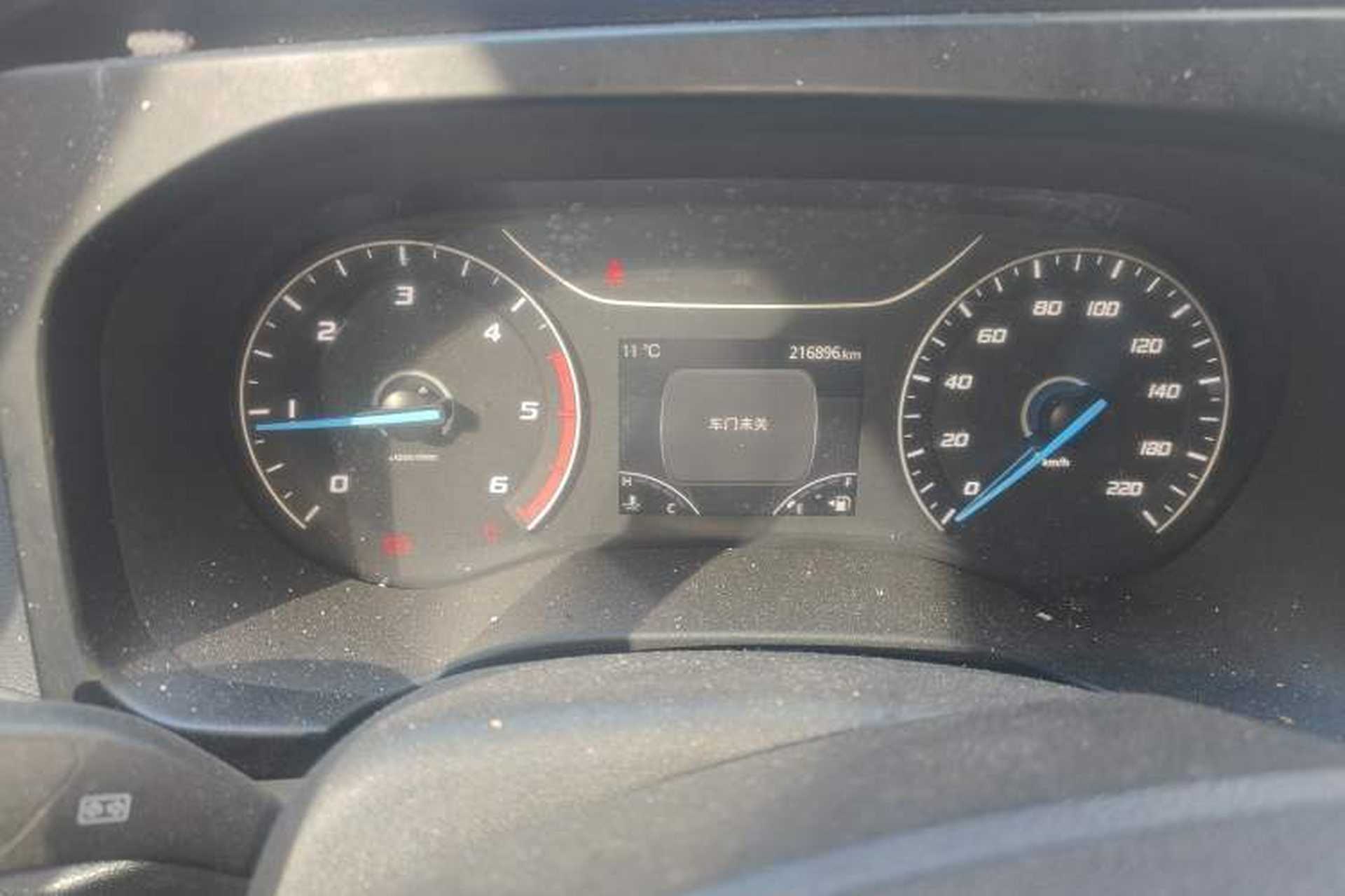 Used JMC Fushun 2022 2.0T Manual Van Long Wheelbase High Roof 3-Seater Instrument Cluster