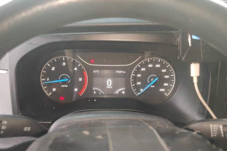 Used JMC Fushun 2022 2.0T Manual Multi-Function Passenger Vehicle Mid-Range High Roof 6-7 Seats Instrument Cluster
