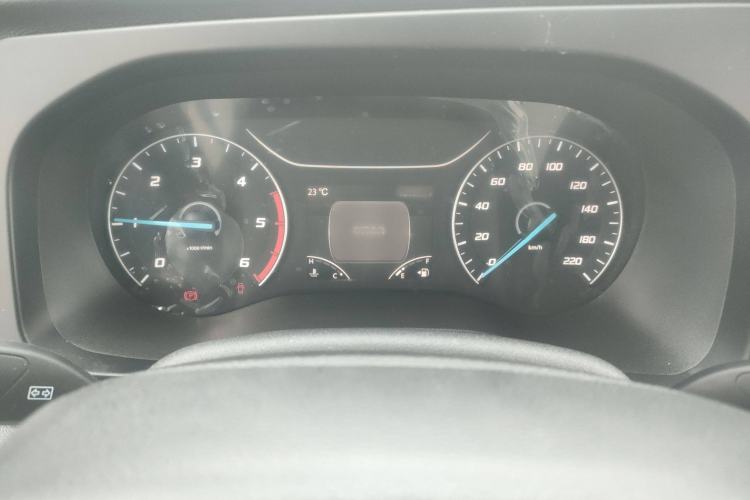 Used JMC Fushun 2022 2.0T Manual Multi-Function Passenger Vehicle Mid-Range High Roof 6-7 Seats Instrument Cluster