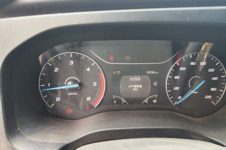 Used JMC Fushun 2022 2.0T Manual Multi-Function Passenger Vehicle Short Wheelbase Mid-Height Roof 6-Seater Instrument Cluster