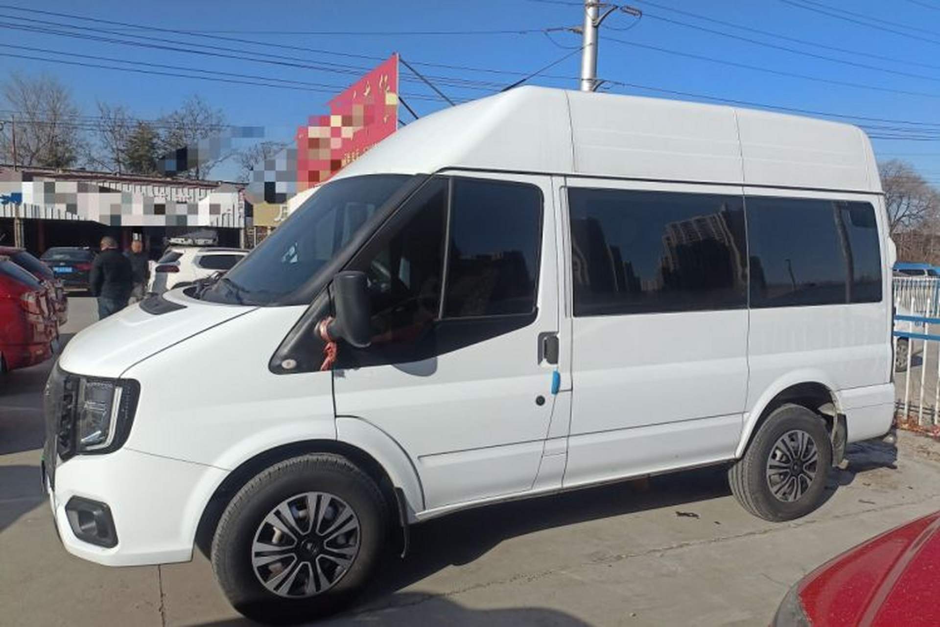 Used JMC Fushun 2022 2.0T Manual Multi-Function Passenger Vehicle Short Wheelbase Mid-Height Roof 6-Seater Left Side
