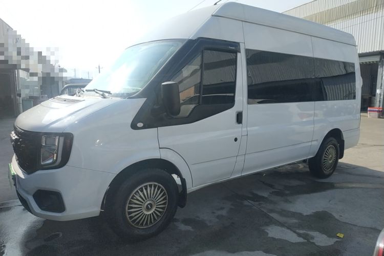 Used JMC Fushun 2022 2.0T Manual Multi-Function Passenger Vehicle Mid-Range High Roof 6-7 Seats Left Side