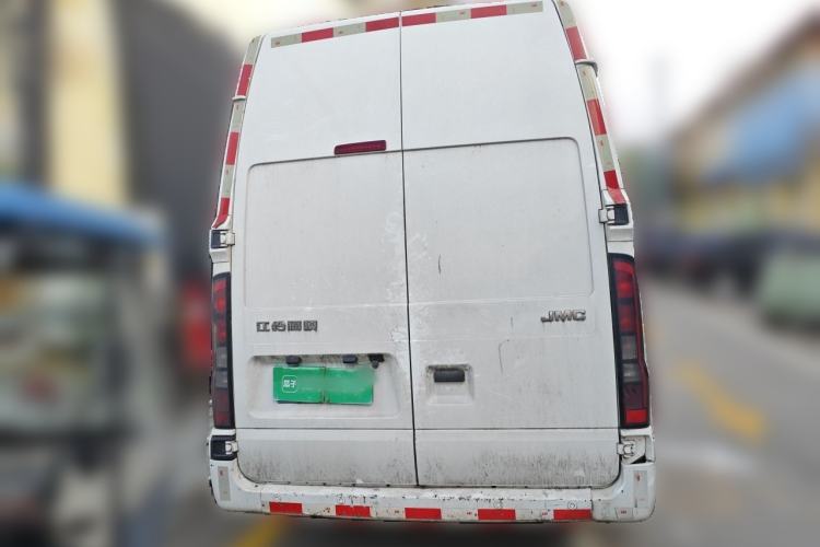 Used JMC Fushun 2022 2.0T Manual Van Long Wheelbase High Roof 3-Seater Rear