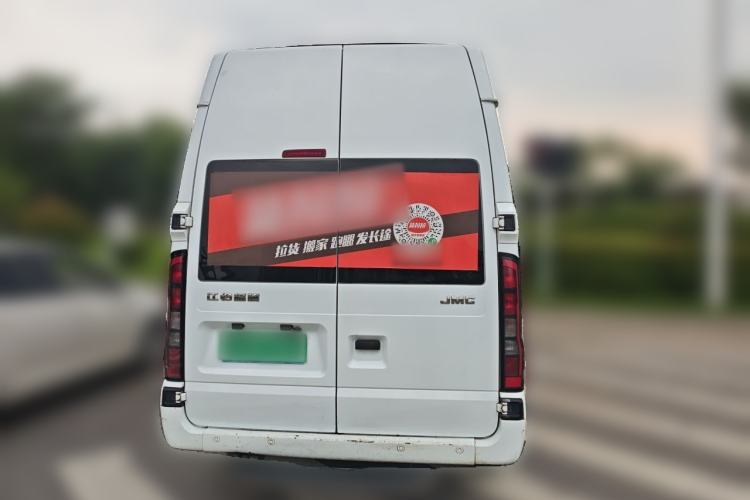Used JMC Fushun 2022 2.0T Manual Multi-Function Passenger Vehicle Mid-Roof 6-7 Seater Rear