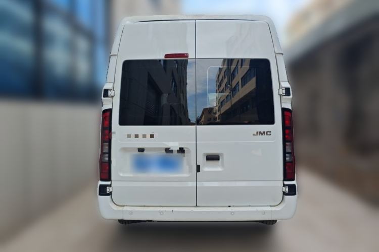 Used JMC Fushun 2022 2.0T Manual Multi-Function Passenger Vehicle Short Wheelbase Mid-Height Roof 6-Seater Rear