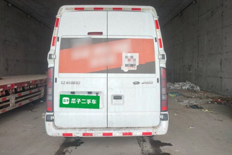 Used JMC Fushun 2022 2.0T Manual Van with Mid-Roof High Roof and 3 Seats Rear