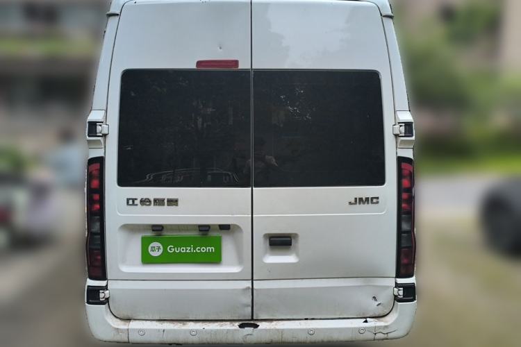 Used JMC Fushun 2022 2.0T Manual Multi-Function Passenger Vehicle Mid-Range High Roof 6-7 Seats Rear
