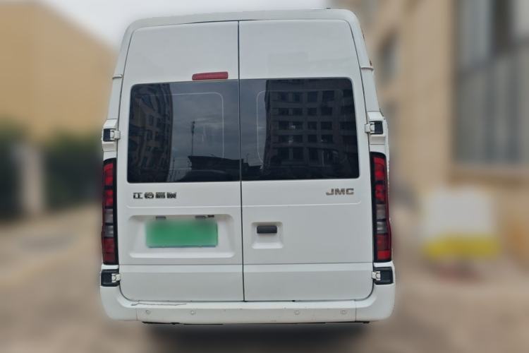 Used JMC Fushun 2022 2.0T Manual Multi-Function Passenger Vehicle Short Wheelbase Mid-Height Roof 6-Seater Rear