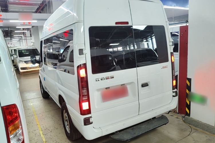 Used JMC Fushun 2022 2.0T Manual Multi-Function Passenger Vehicle Short Wheelbase Mid-Height Roof 6-Seater Rear Left 45 Deg