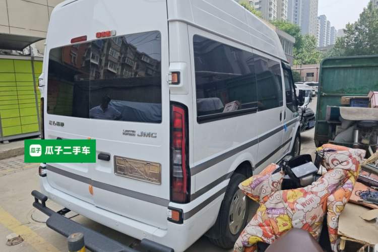 Used JMC Fushun 2022 2.0T Manual Multi-Function Passenger Vehicle Short Wheelbase Mid-Height Roof 6-Seater Rear Left 45 Deg