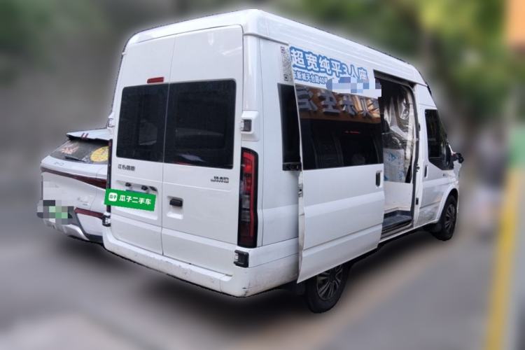 Used JMC Fushun 2022 2.0T Manual Multi-Function Passenger Vehicle Mid-Range High Roof 6-7 Seats Rear Right 45 Deg