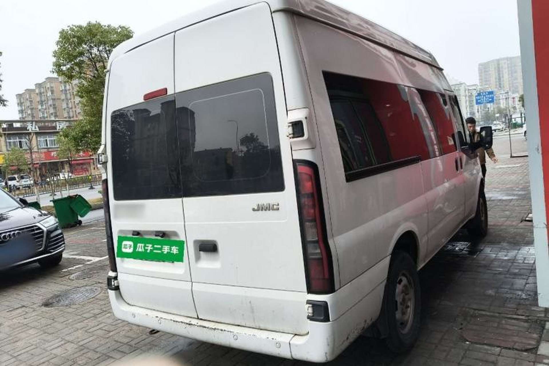 Used JMC Fushun 2022 2.0T Manual Multi-Function Passenger Vehicle Mid-Range High Roof 6-7 Seats Rear Right 45 Deg