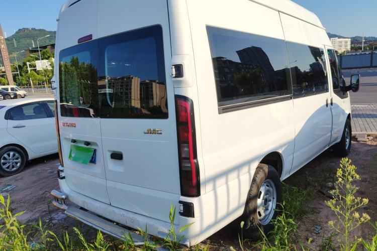 Used JMC Fushun 2022 2.0T Manual Multi-Function Passenger Vehicle Mid-Range High Roof 6-7 Seats Rear Right 45 Deg