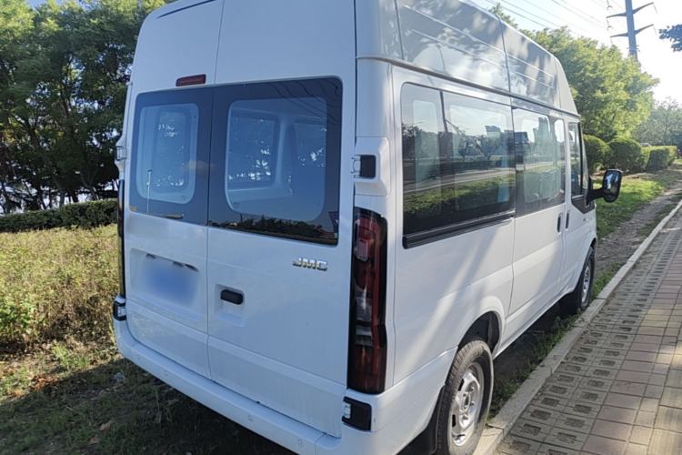 Used JMC Fushun 2022 2.0T Manual Multi-Function Passenger Vehicle Short Wheelbase Mid-Height Roof 6-Seater Rear Right 45 Deg