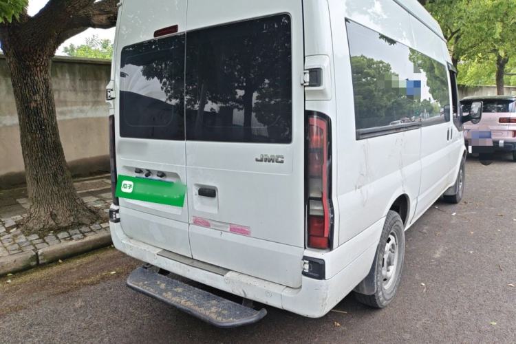 Used JMC Fushun 2022 2.0T Manual Multi-Function Passenger Vehicle Mid-Range High Roof 6-7 Seats Rear Right 45 Deg
