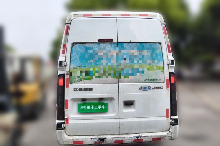 Used JMC Fushun 2022 2.0T Manual Van with Long Wheelbase Mid-Height Roof and 3 Seats Rear