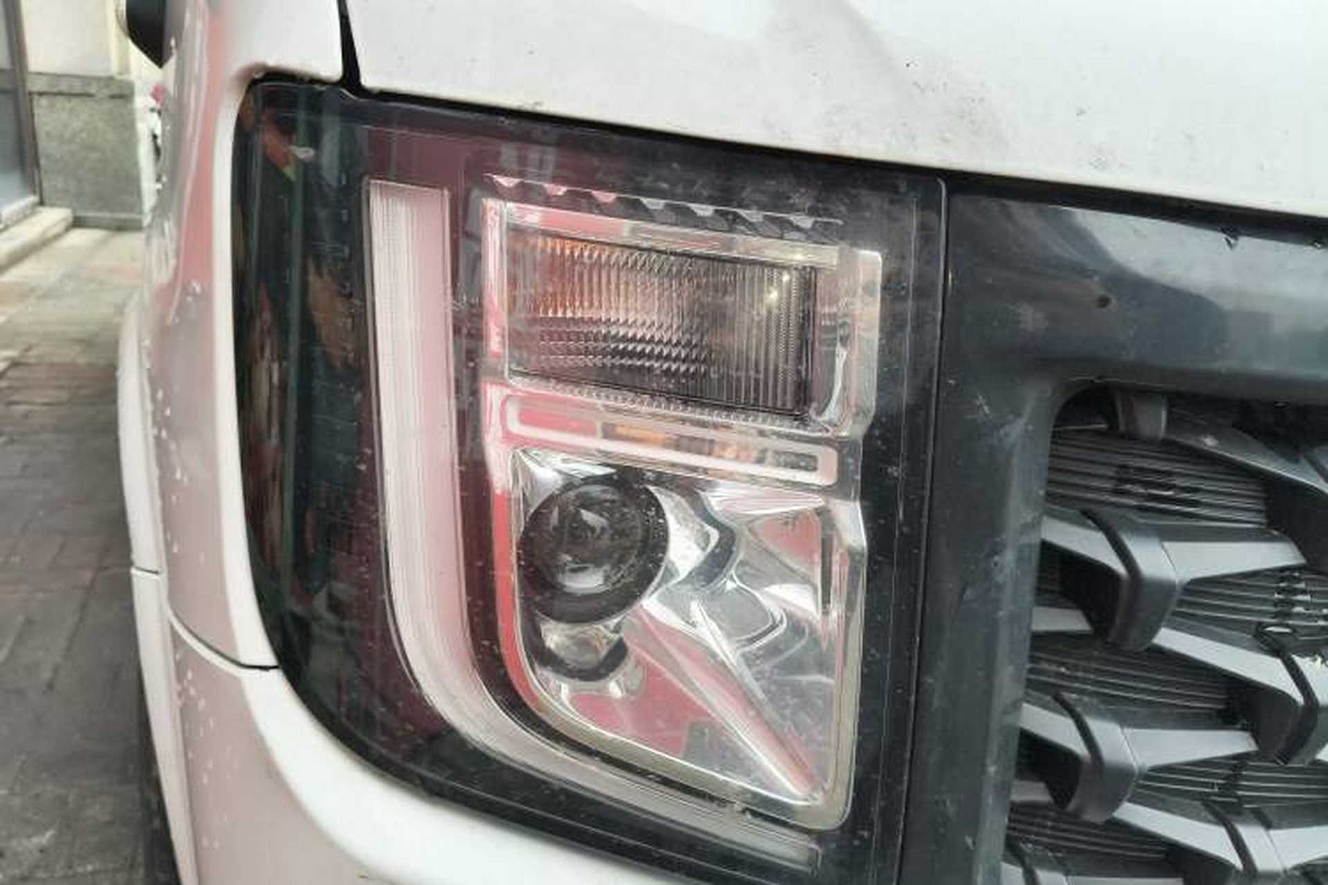Used JMC Fushun 2022 2.0T Manual Multi-Function Passenger Vehicle Mid-Range High Roof 6-7 Seats Right Front Headlight